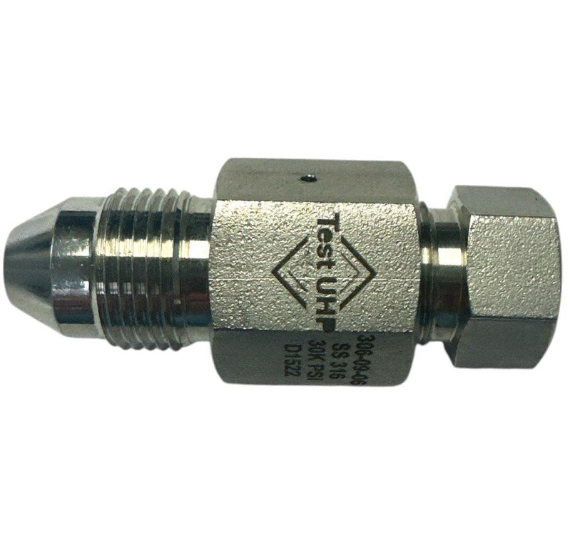 UHP-306- Med. Pressure Male (1) x High Pressure Female (2)